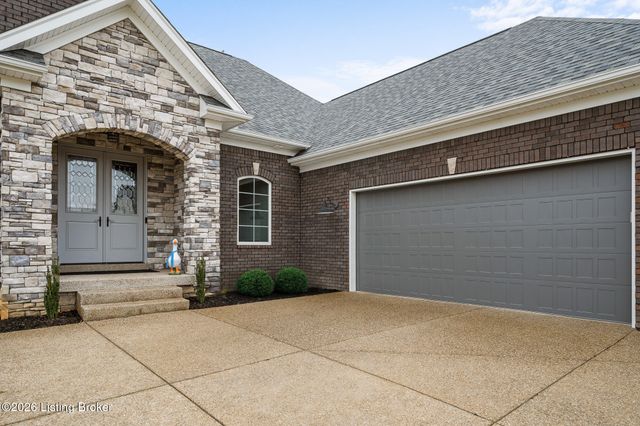 13510 Pointview Ct, Louisville, KY 40299