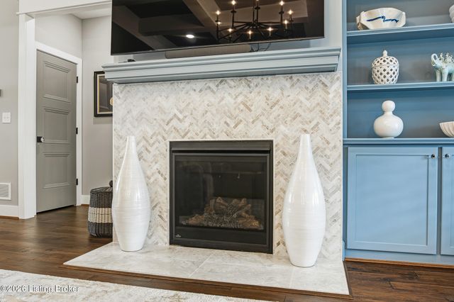 13510 Pointview Ct, Louisville, KY 40299