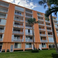 15 S Golfview Road 303, Lake Worth Beach, FL 33460