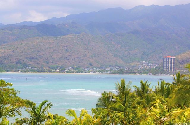 532 Portlock Road, Honolulu, HI 96825