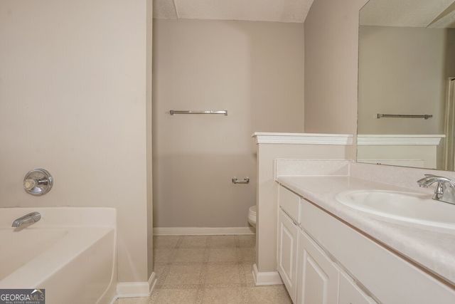 310 The Gables Drive, Mcdonough, GA 30253