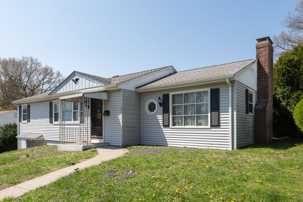 143 Beth Lane, Waterbury, CT 06705