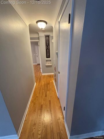 4209 Vassar Street, Dearborn Heights, MI 48125