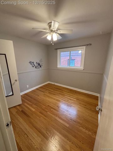 4209 Vassar Street, Dearborn Heights, MI 48125