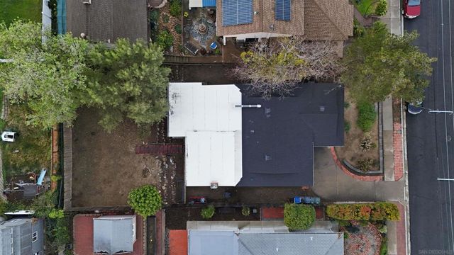 8741 Crockett St, La Mesa, CA 91942