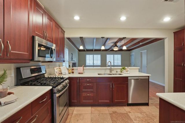 8741 Crockett St, La Mesa, CA 91942