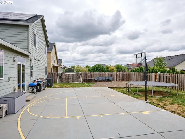 3138 REED Ave, Woodburn, OR 97071
