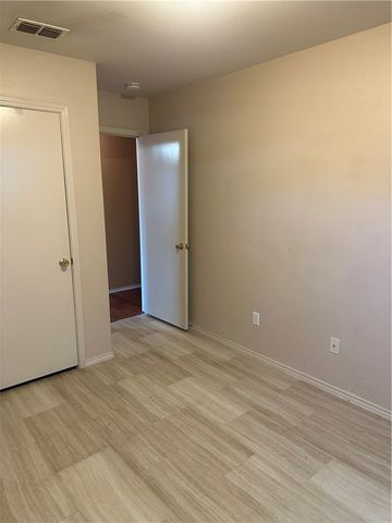 7909 Labrador Dr, Corpus Christi, TX 78414