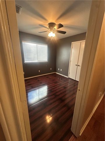 7909 Labrador Dr, Corpus Christi, TX 78414