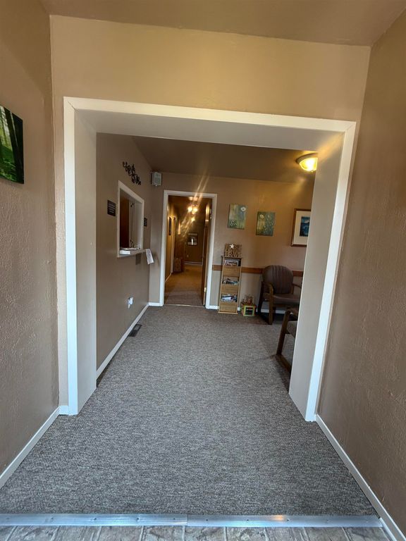 203 Park Ave, Lovell, WY 82431 photo 5