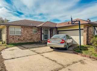 101 W 30th, Wichita, KS 67217
