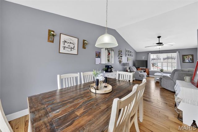 900 Sherwood Drive, Warrenton, MO 63383