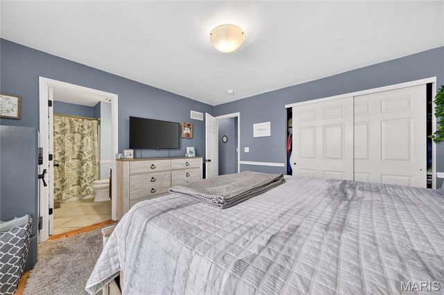 900 Sherwood Drive, Warrenton, MO 63383