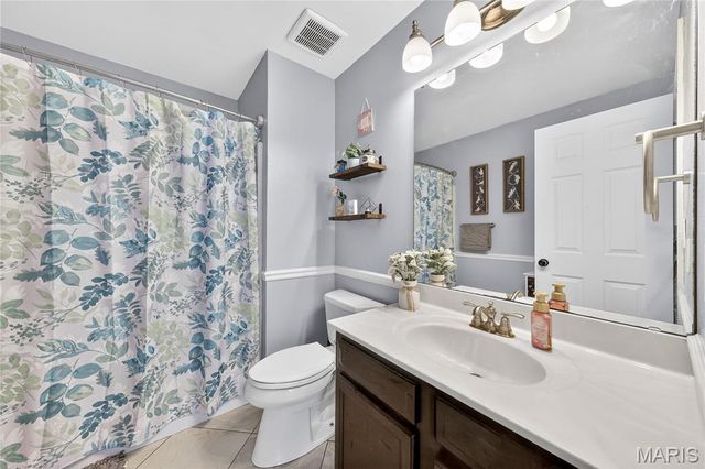 900 Sherwood Drive, Warrenton, MO 63383