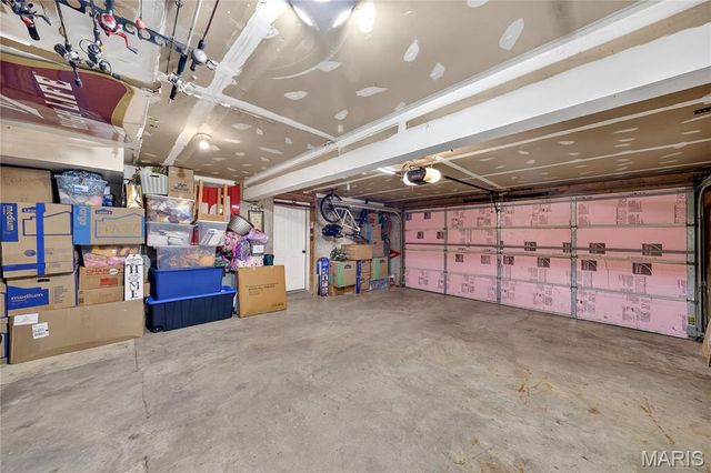 900 Sherwood Drive, Warrenton, MO 63383