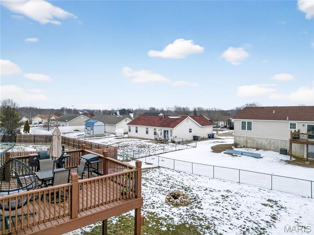 900 Sherwood Drive, Warrenton, MO 63383