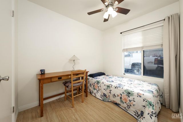 10302 Atakapa Avenue, Bakersfield, CA 93312