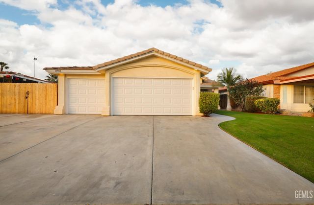 10302 Atakapa Avenue, Bakersfield, CA 93312