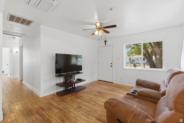4644 W CAPLAN ST, Salt Lake City, UT 84118