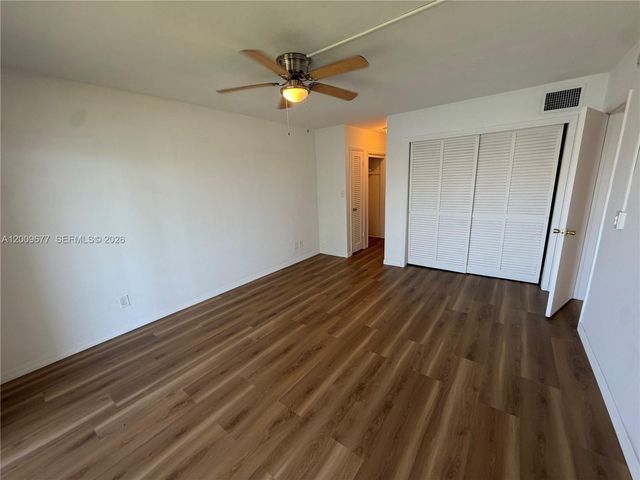 1530 NE 191st Street 205, Miami, FL 33179