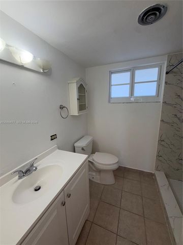 1530 NE 191st Street 205, Miami, FL 33179