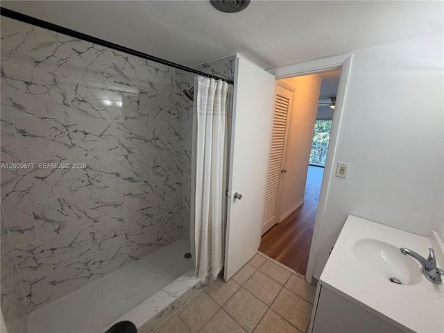 1530 NE 191st Street 205, Miami, FL 33179