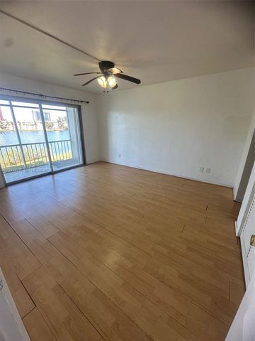 1530 NE 191st Street 205, Miami, FL 33179