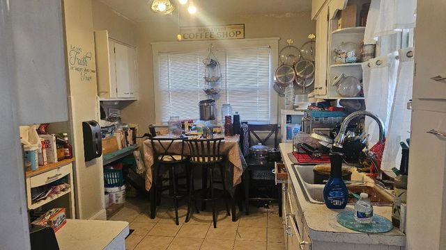 2113 Latham Street, Rockford, IL 61103