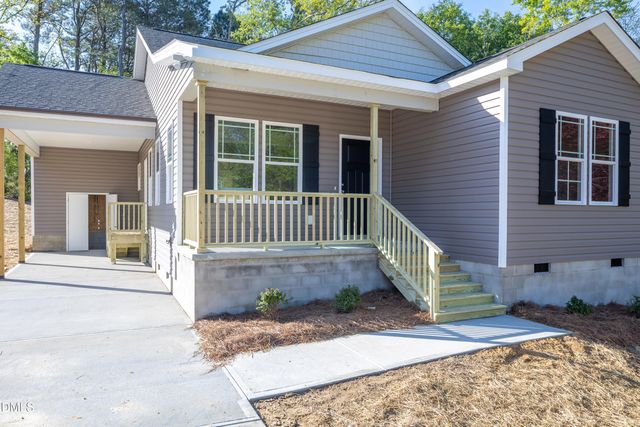 201 W Hamer Street, Coats, NC 27521