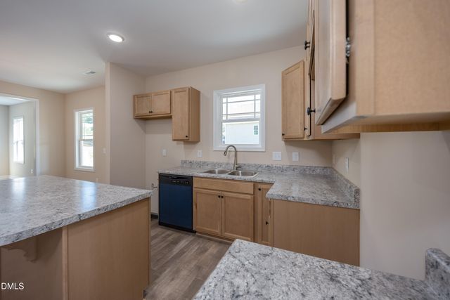 201 W Hamer Street, Coats, NC 27521