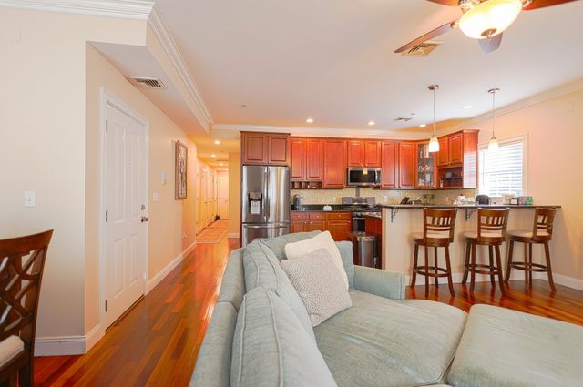 604-606 Freeport St 4, Boston, MA 02122