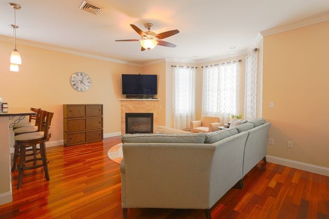 604-606 Freeport St 4, Boston, MA 02122