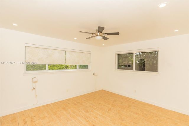 2510 NE 207th Ter, Miami, FL 33180