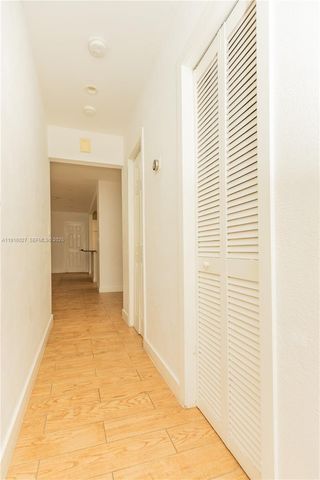 2510 NE 207th Ter, Miami, FL 33180