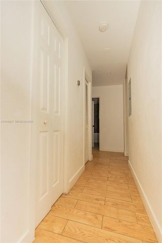 2510 NE 207th Ter, Miami, FL 33180