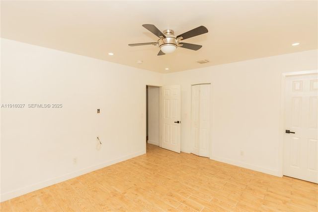 2510 NE 207th Ter, Miami, FL 33180