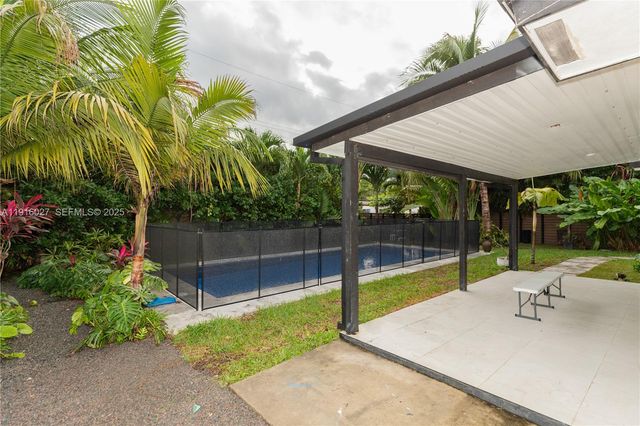 2510 NE 207th Ter, Miami, FL 33180