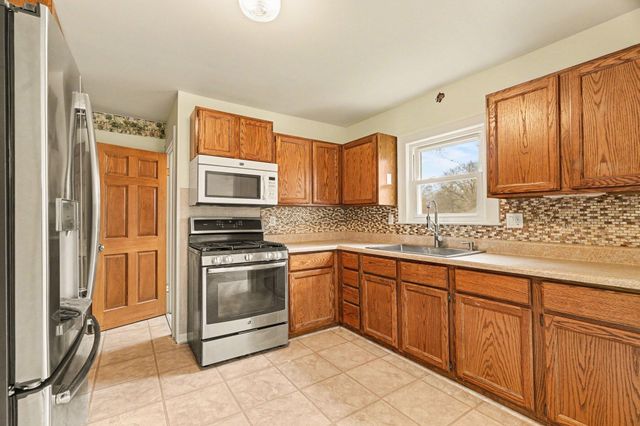 2825 Mt Olivet Road, Kalamazoo, MI 49004