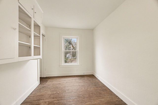 2825 Mt Olivet Road, Kalamazoo, MI 49004