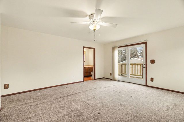 2825 Mt Olivet Road, Kalamazoo, MI 49004