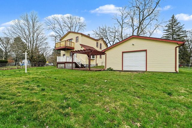 2825 Mt Olivet Road, Kalamazoo, MI 49004