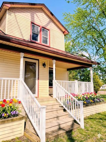 2825 Mt Olivet Road, Kalamazoo, MI 49004