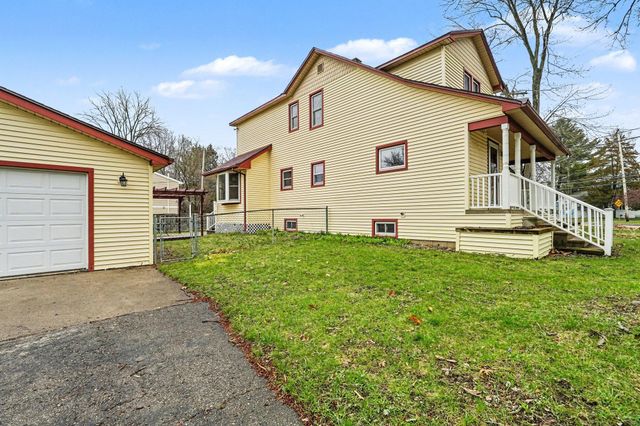 2825 Mt Olivet Road, Kalamazoo, MI 49004