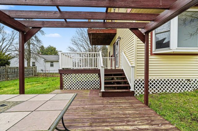 2825 Mt Olivet Road, Kalamazoo, MI 49004