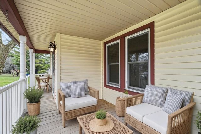 2825 Mt Olivet Road, Kalamazoo, MI 49004