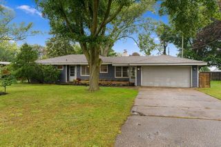 815 W 24th Street, Holland, MI 49423