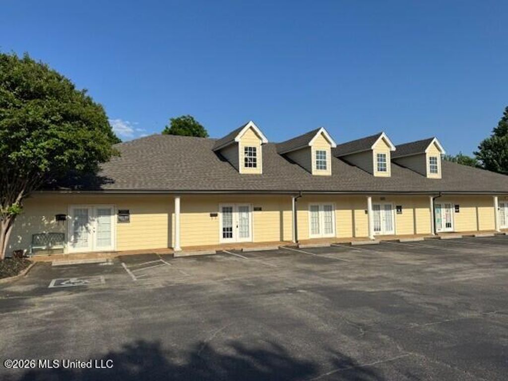 7160 Tchulahoma Road, A4, Southaven, MS 38671 — exterior