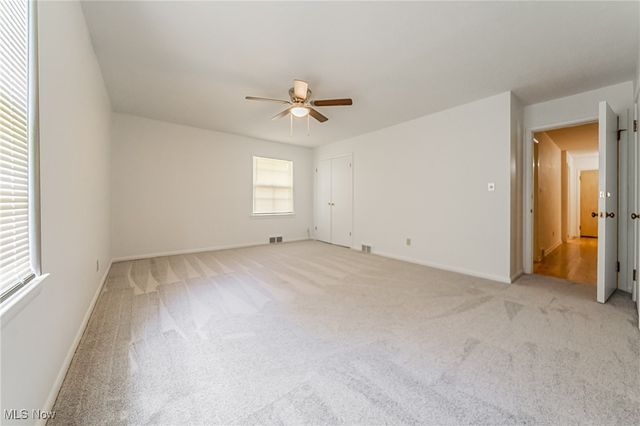 3153 Eastwick Drive, Cleveland Heights, OH 44118