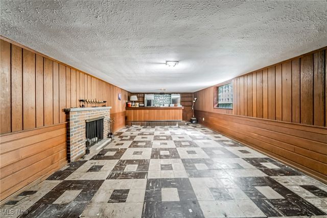 3153 Eastwick Drive, Cleveland Heights, OH 44118