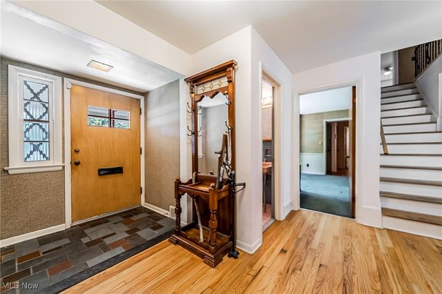 3153 Eastwick Drive, Cleveland Heights, OH 44118